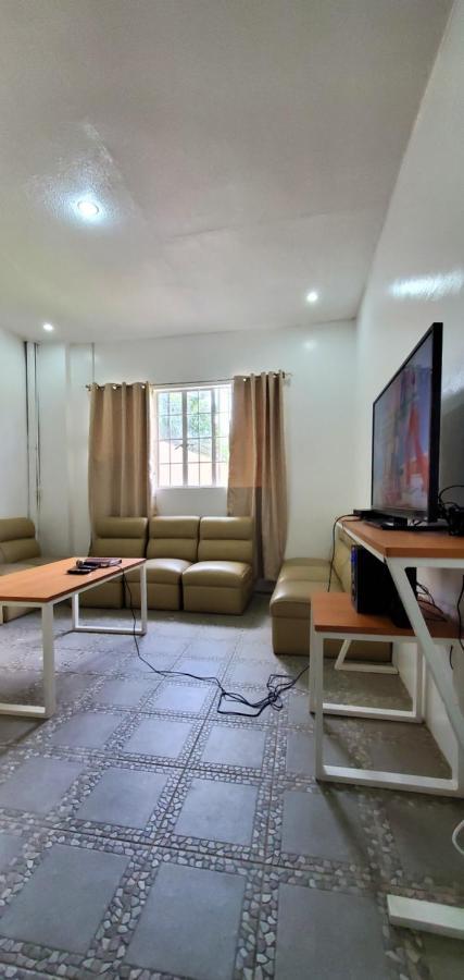 Country Home In Silang Tagaytay Extérieur photo